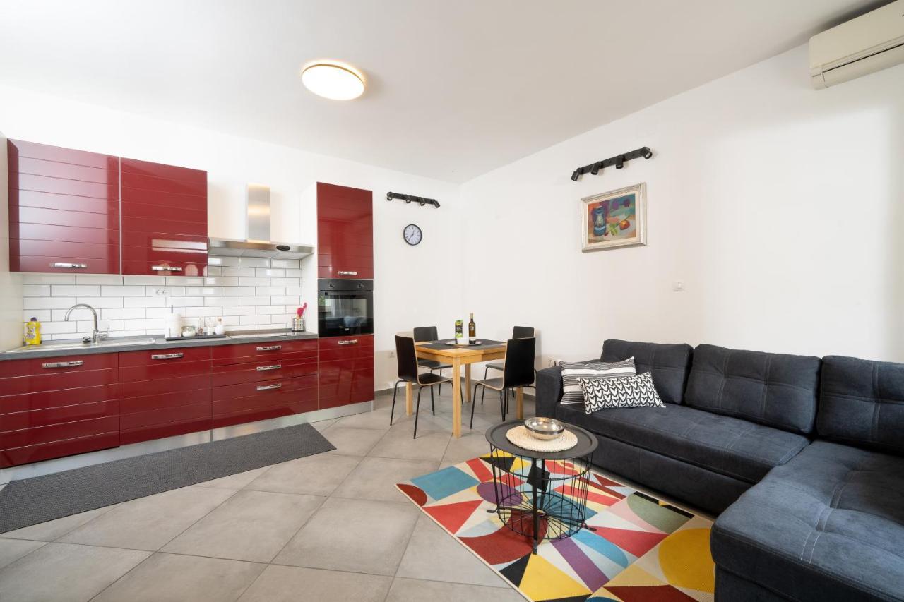 Amalis Apartment Рийека Екстериор снимка